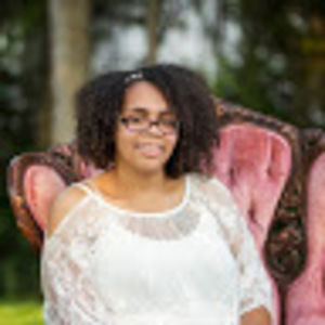 Meet your Posher, Damisha